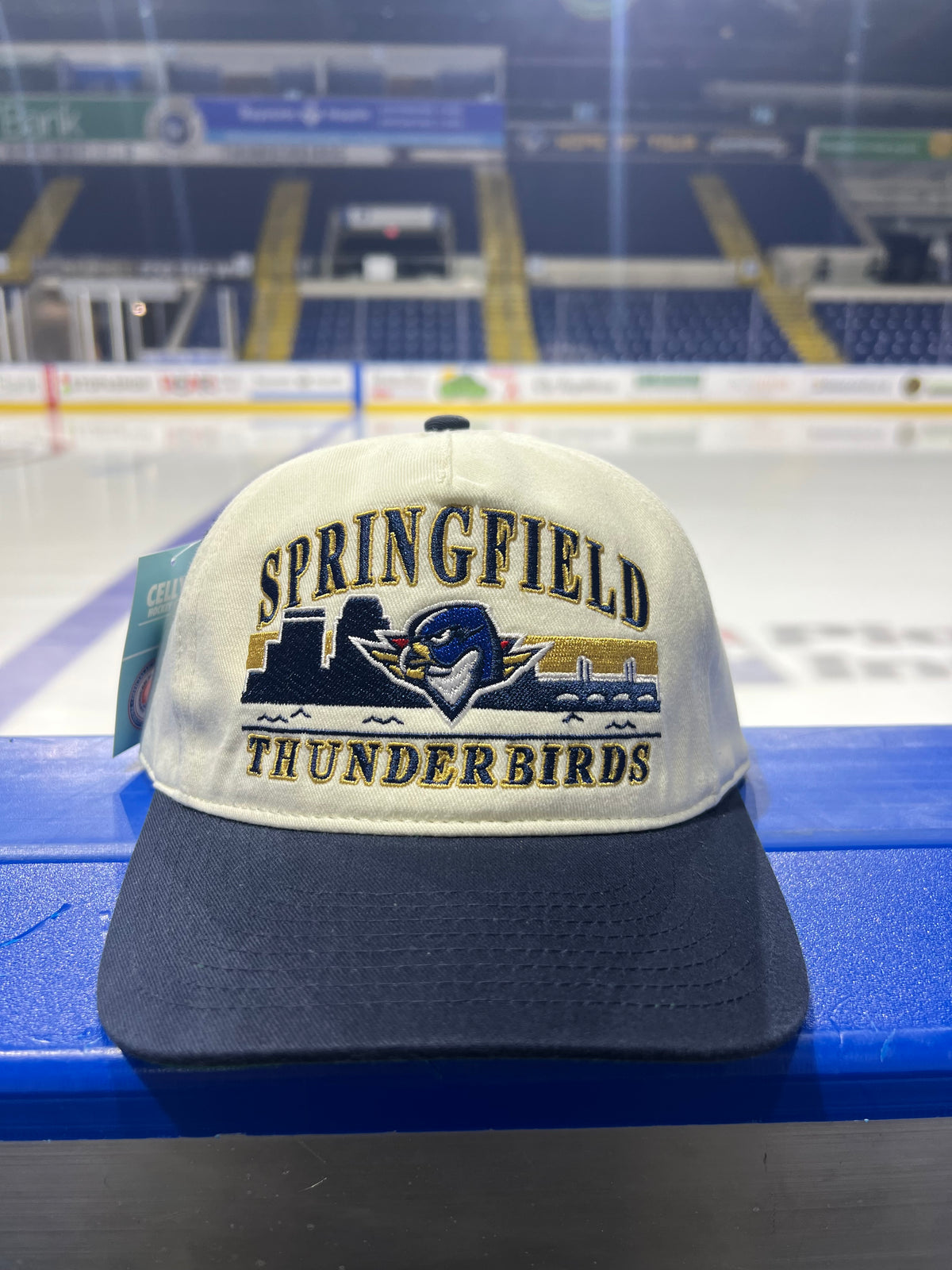 Skyline Snapback - Cream - Celly Hockey